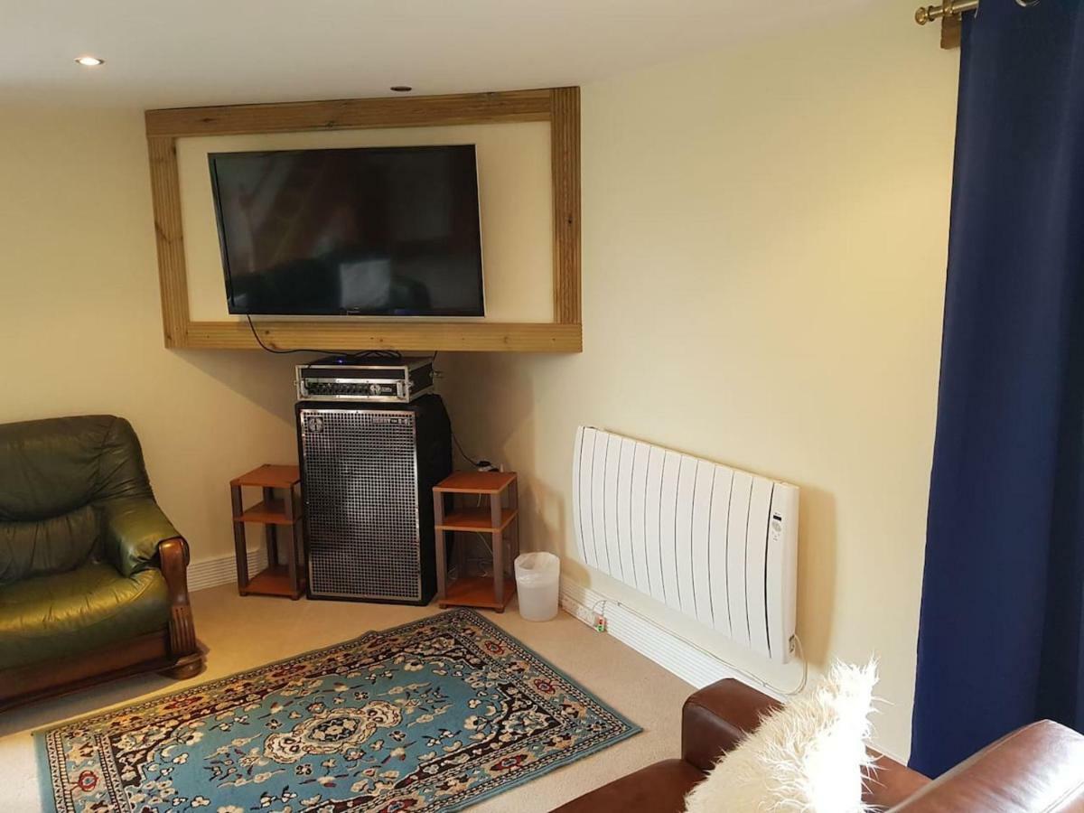 The Studio, Lowenva Redruth Bagian luar foto